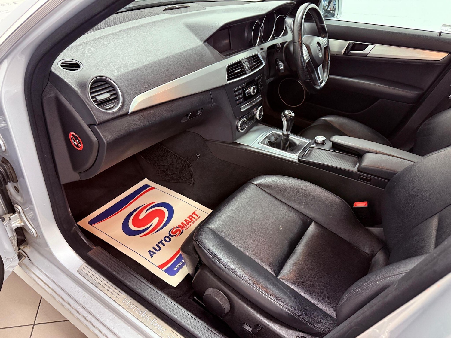 Used Mercedes-Benz C Class 2012 for sale - 76990690: Photo 35