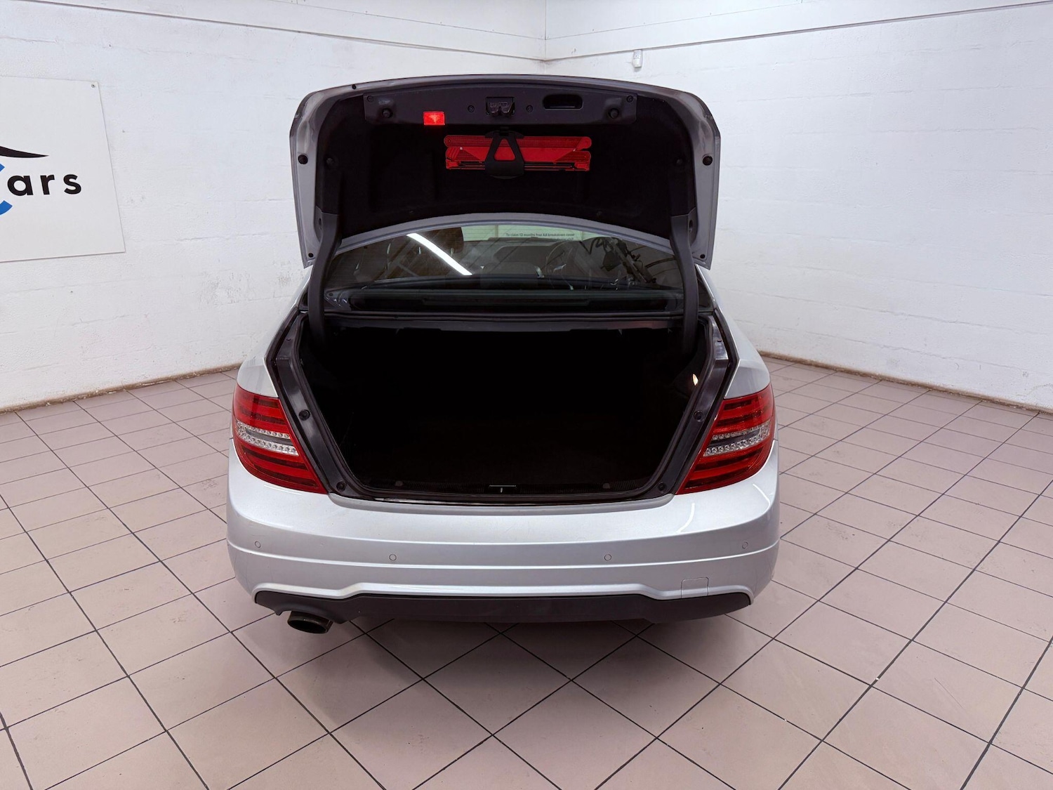 Used Mercedes-Benz C Class 2012 for sale - 76990690: Photo 9