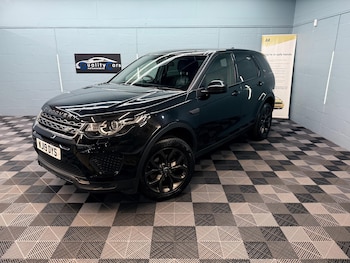 Used Land Rover Discovery Sport 2019 for sale - 76926647: Photo