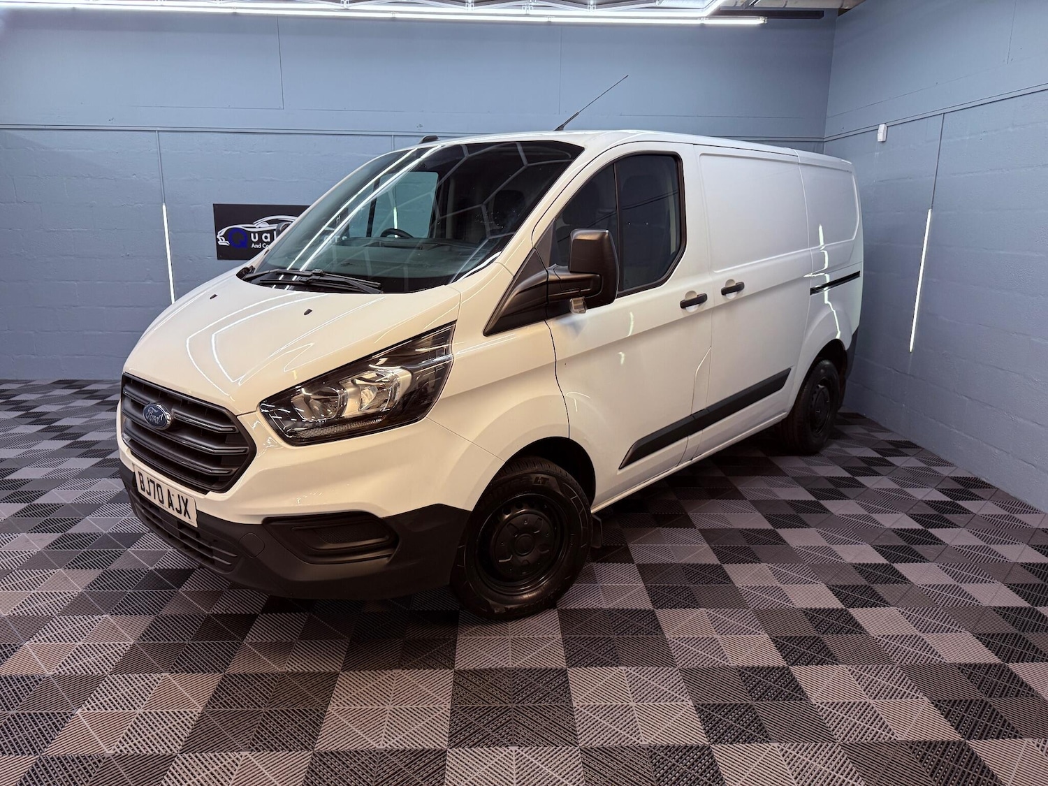 Used Ford Transit Custom 2020 for sale - 76060608: Photo 2