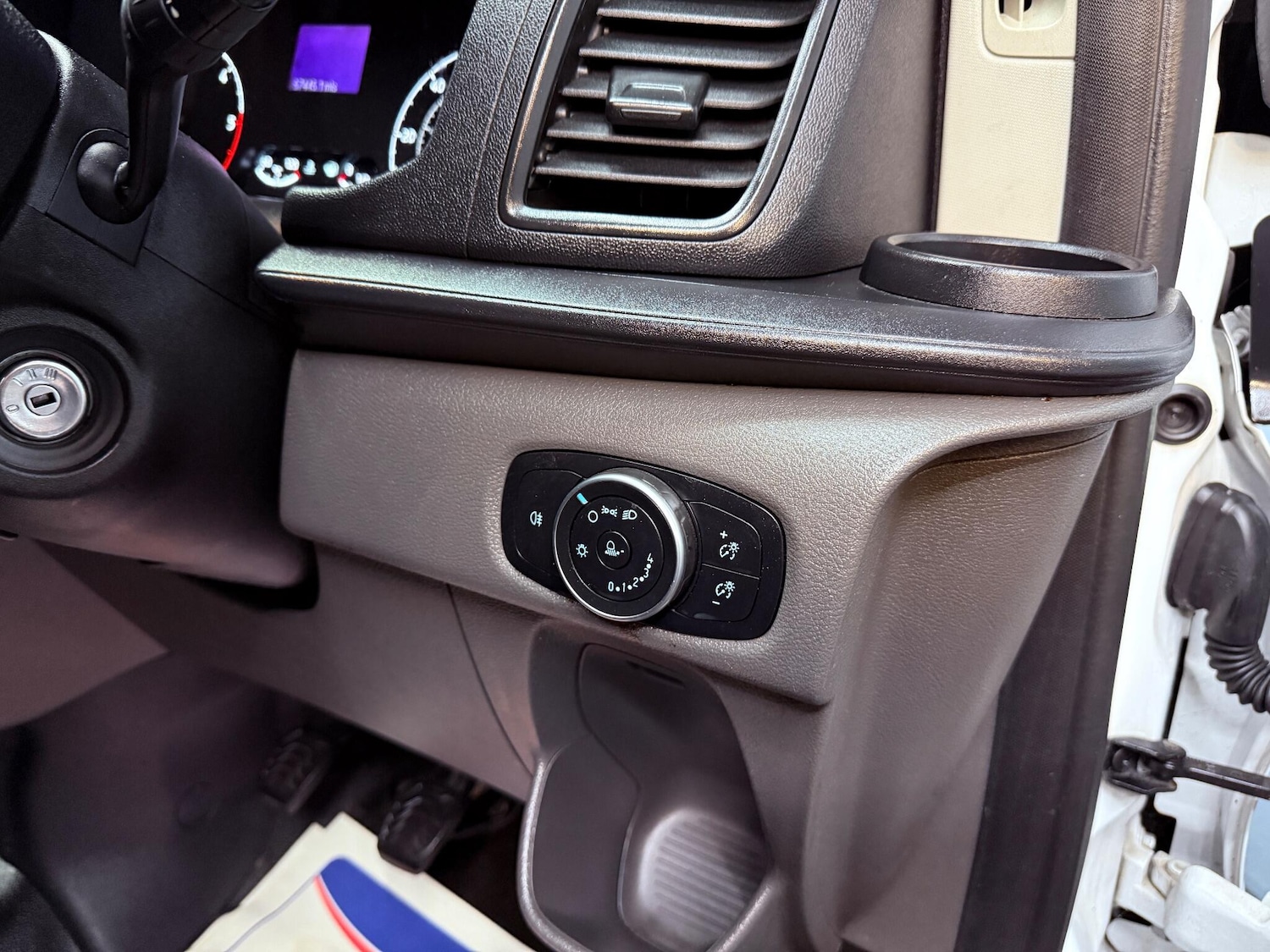 Used Ford Transit Custom 2020 for sale - 76060608: Photo 30