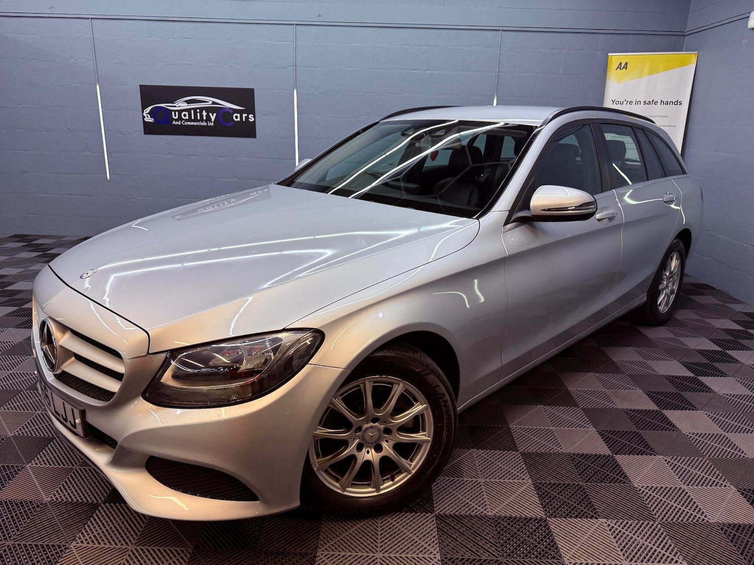 Used Mercedes-Benz C Class 2016 for sale - 76671217: Photo 1