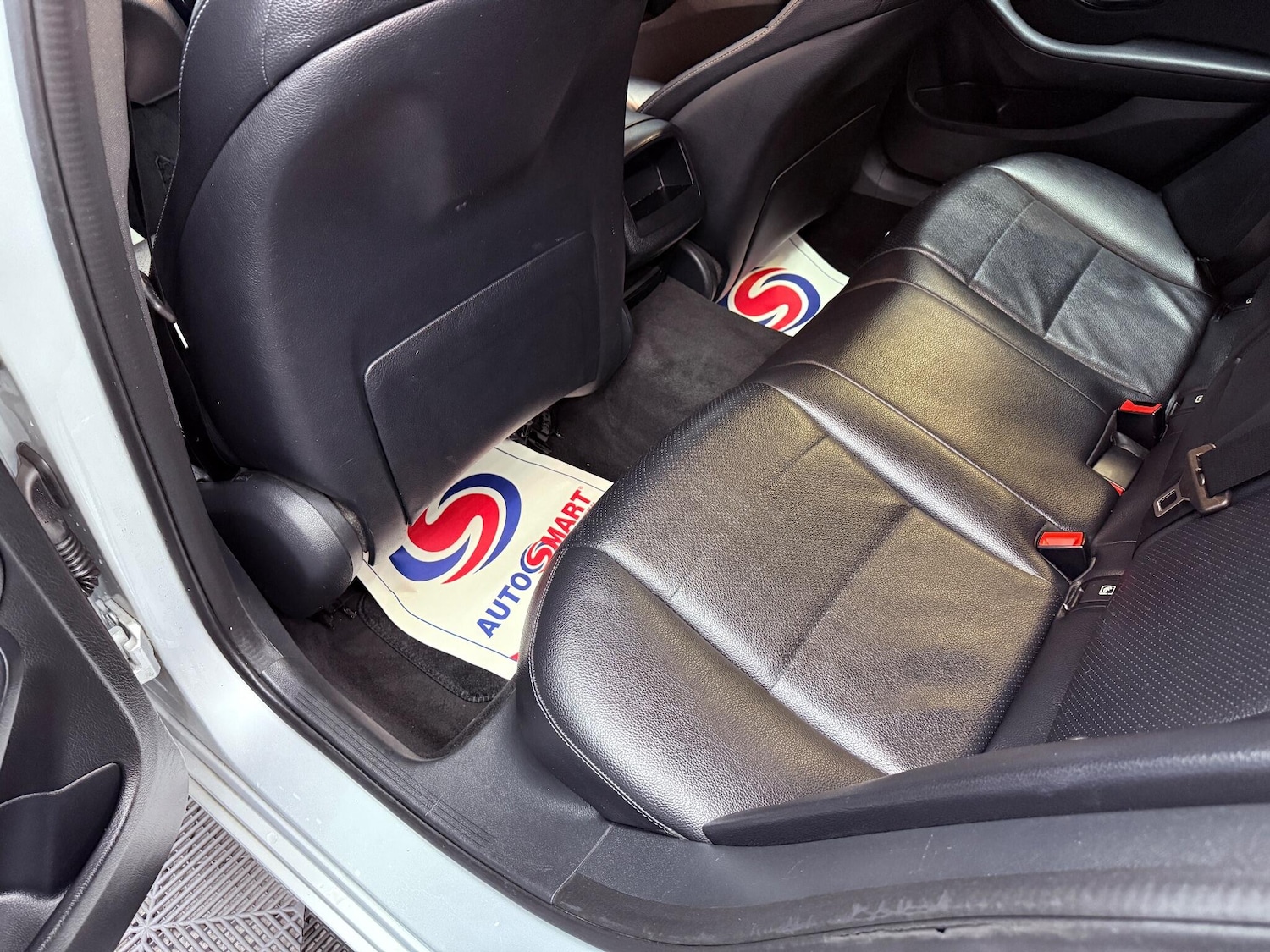 Used Mercedes-Benz C Class 2016 for sale - 76671217: Photo 30