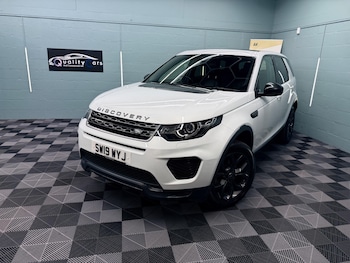 Used Land Rover Discovery Sport 2019 for sale - 78877836: Photo