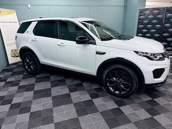 Used Land Rover Discovery Sport 2019 for sale - 78877836: Photo