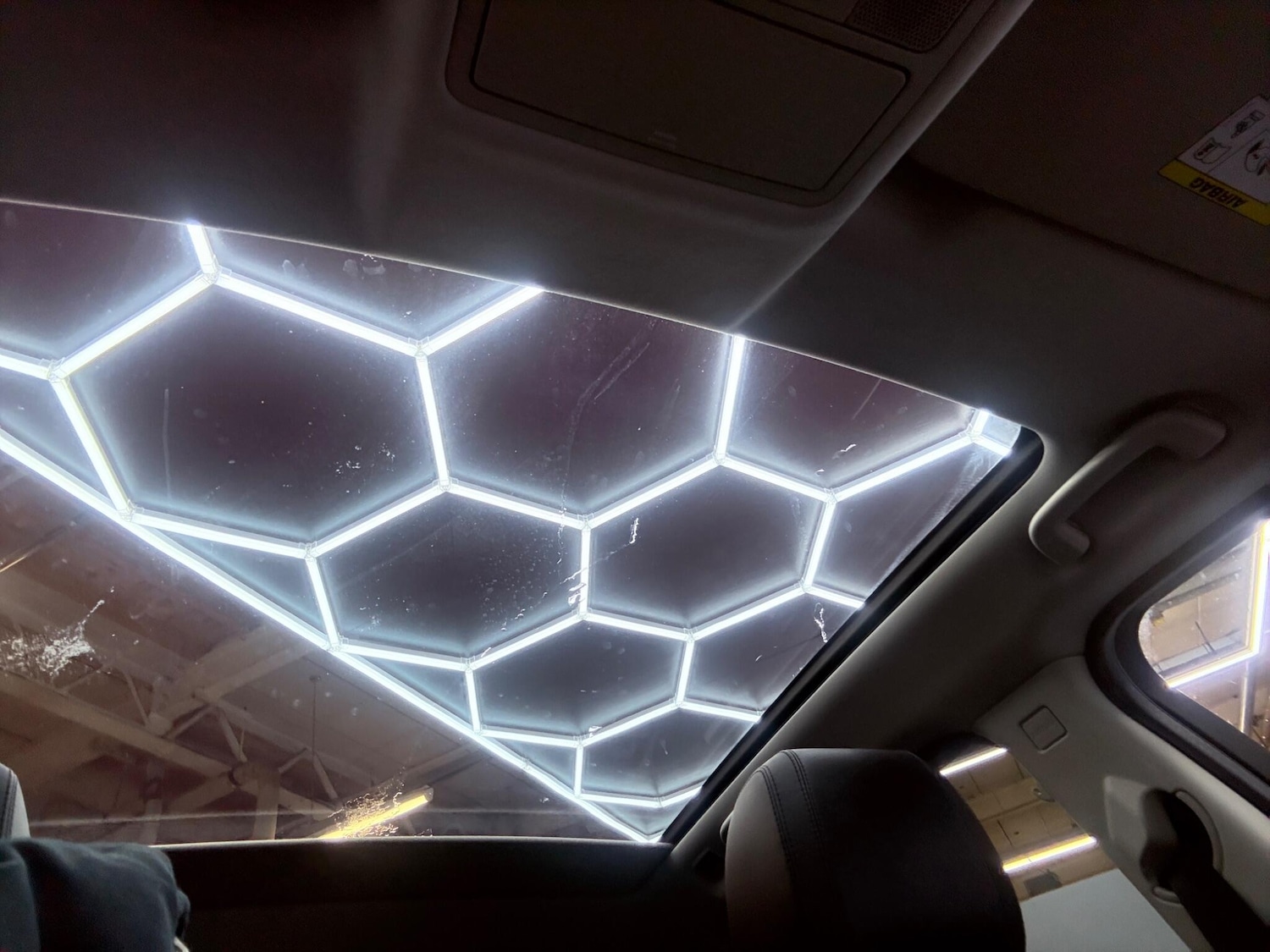 Used Land Rover Discovery Sport 2018 for sale - 77331997: Photo 14