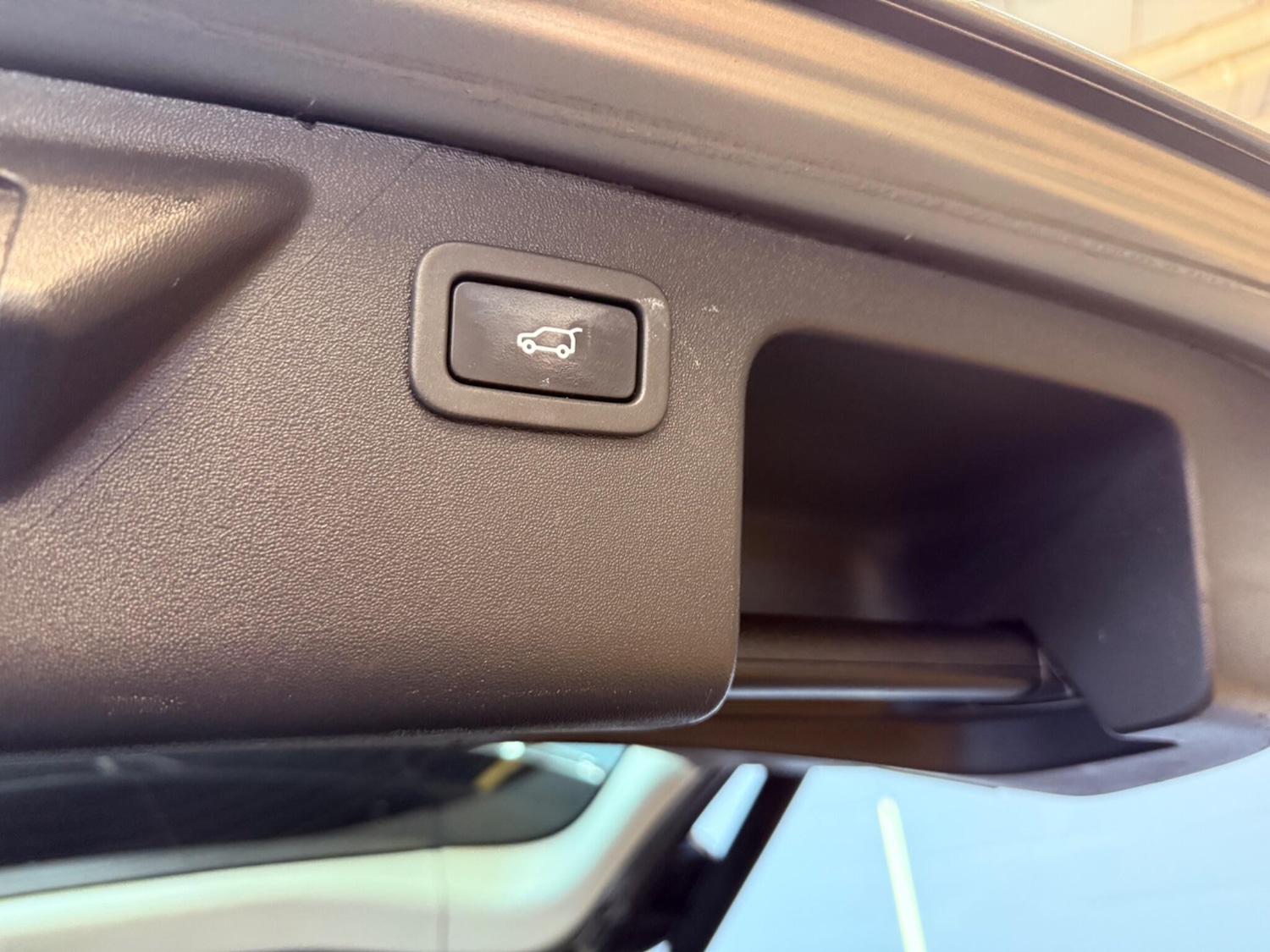 Used Land Rover Discovery Sport 2018 for sale - 77331997: Photo 41