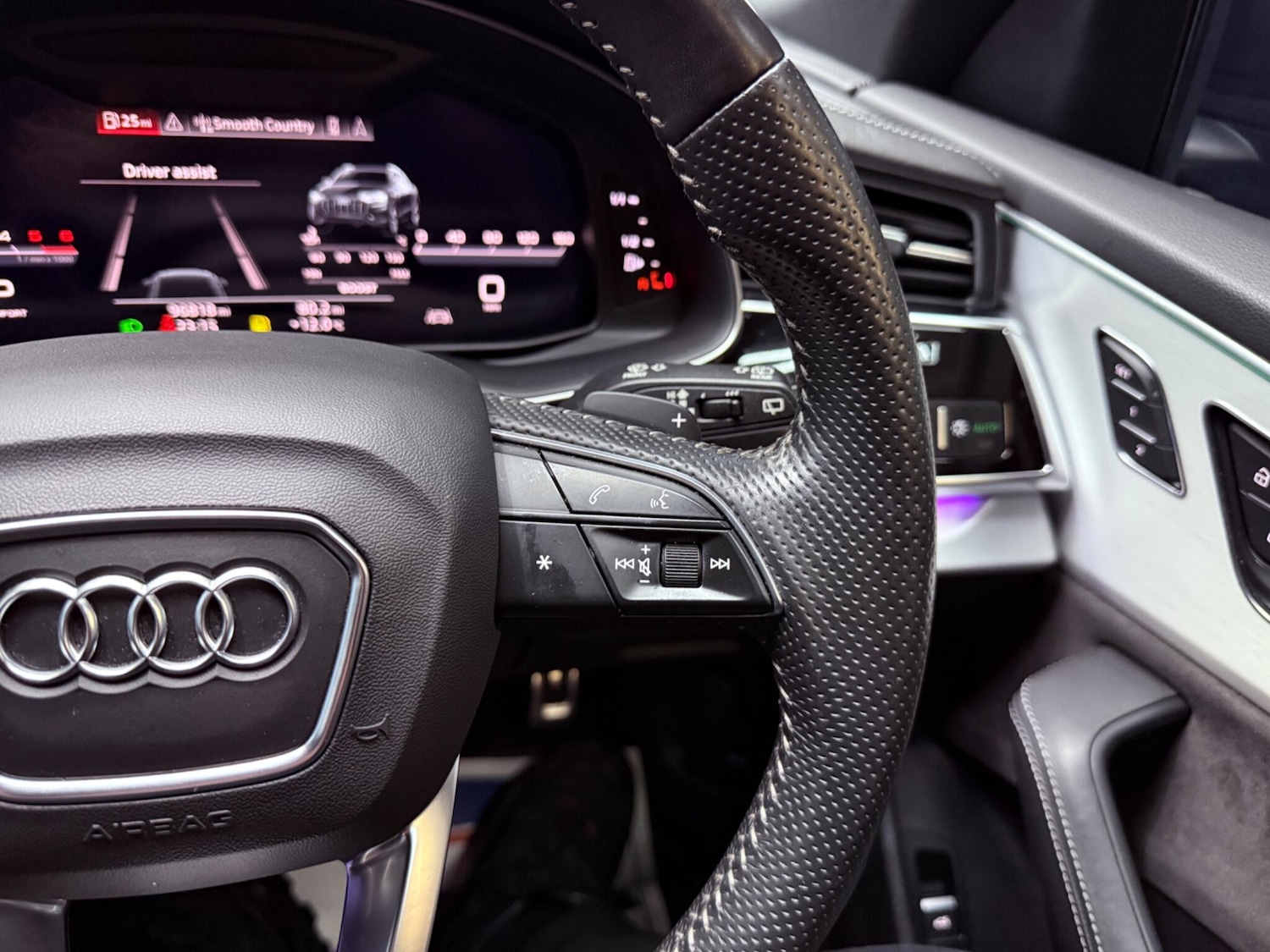 Used Audi SQ8 2020 for sale - 77550260: Photo 36