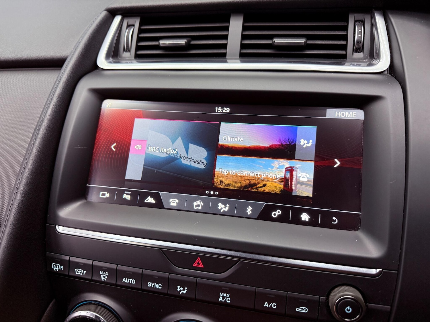 Used Jaguar E-Pace 2018 for sale - 76671443: Photo 15