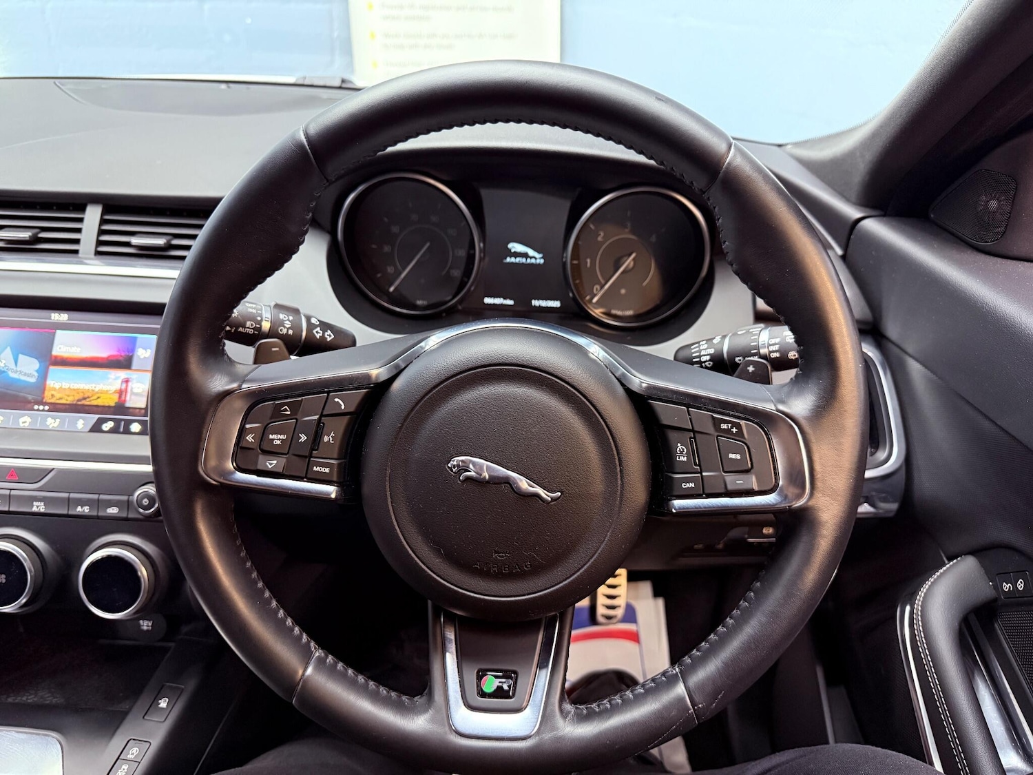 Used Jaguar E-Pace 2018 for sale - 76671443: Photo 28