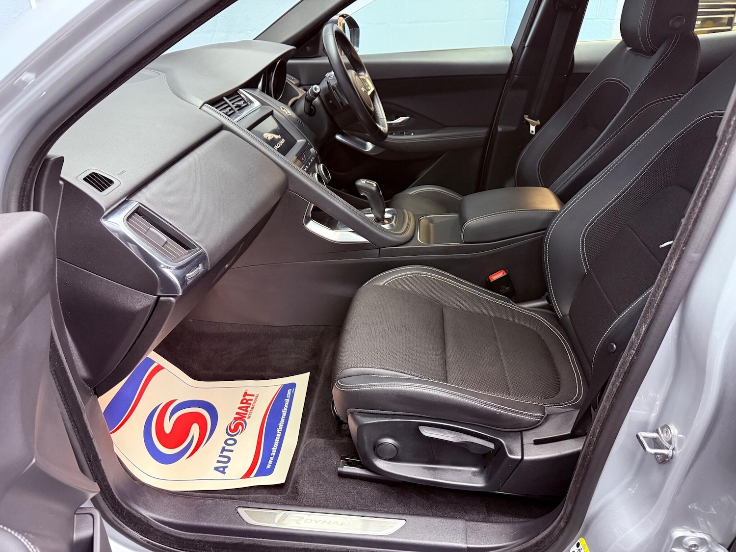 Used Jaguar E-Pace 2018 for sale - 76671443: Photo 36