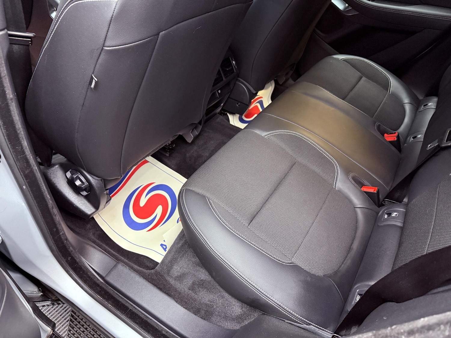 Used Jaguar E-Pace 2018 for sale - 76671443: Photo 41