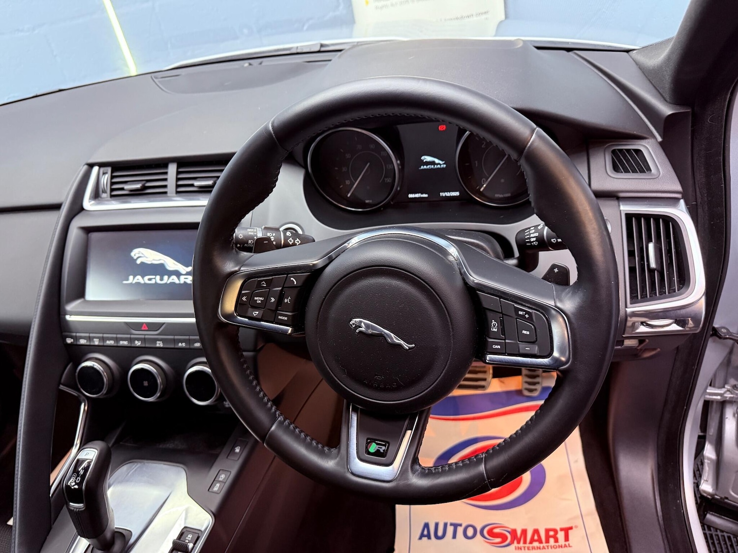 Used Jaguar E-Pace 2018 for sale - 76671443: Photo 56