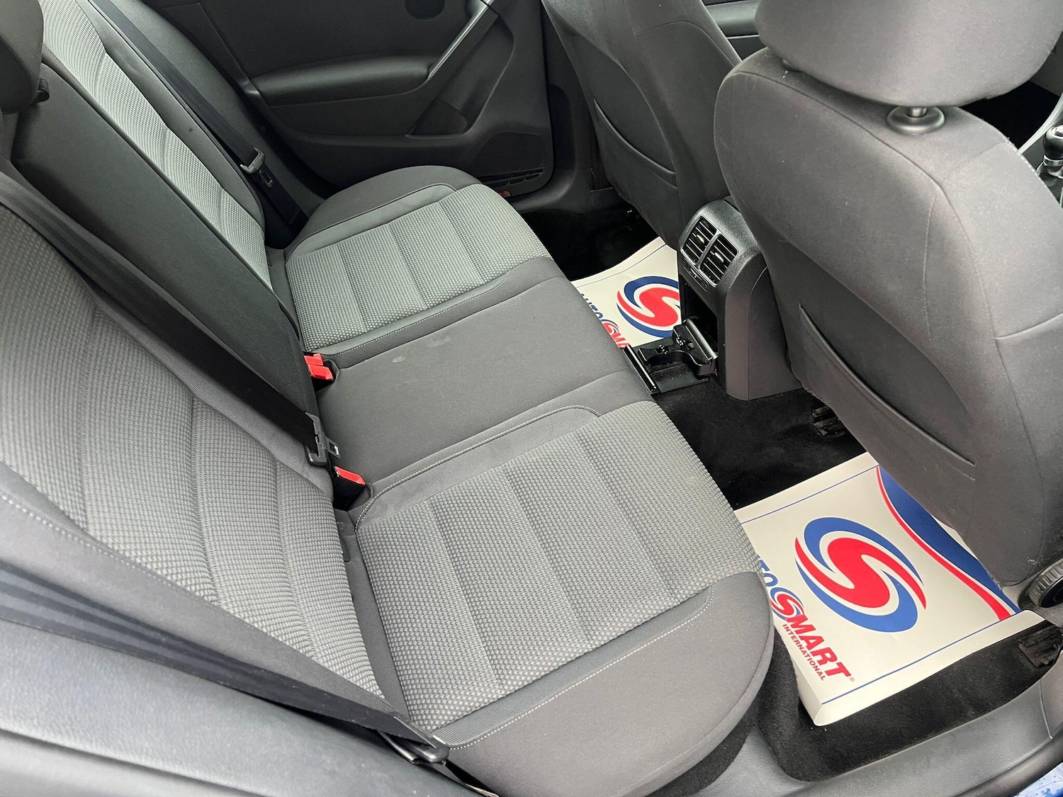 Used Volkswagen Golf 2011 for sale - 76431951: Photo 11