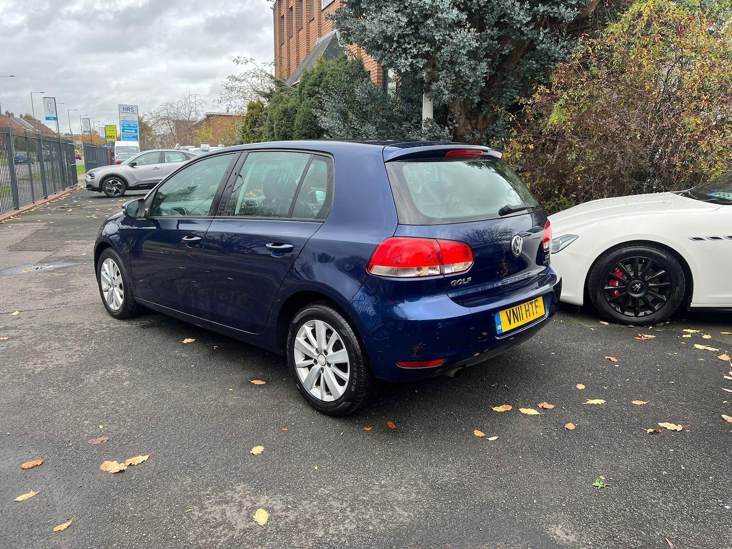 Used Volkswagen Golf 2011 for sale - 76431951: Photo 4