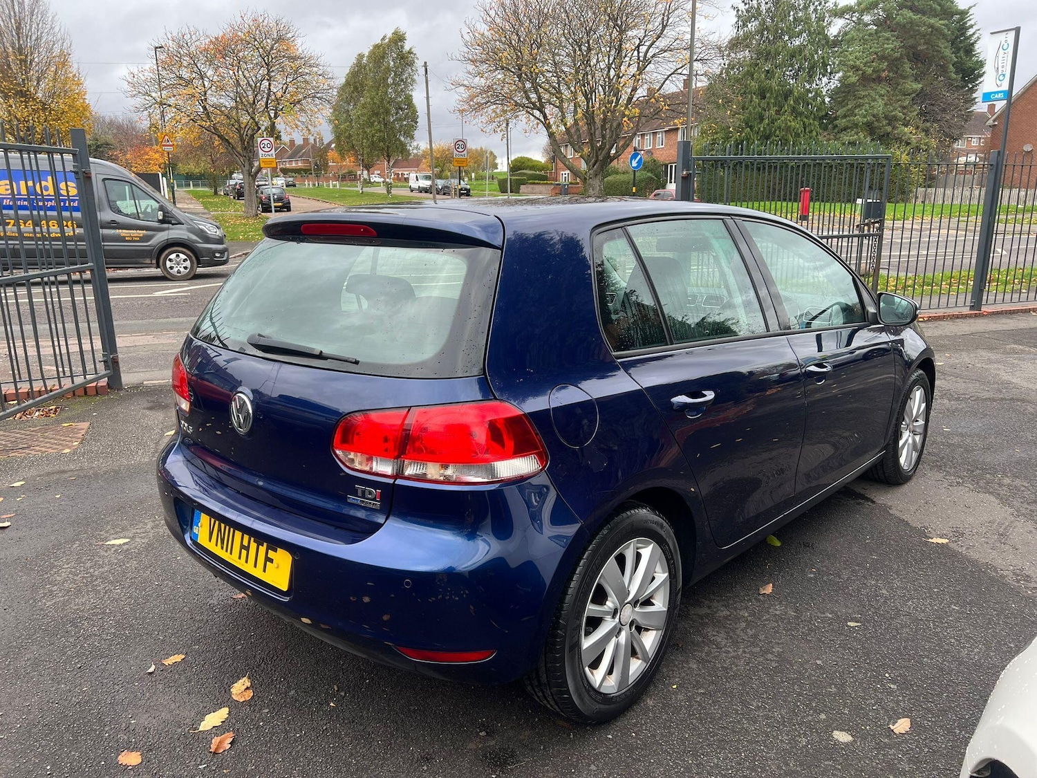 Used Volkswagen Golf 2011 for sale - 76431951: Photo 8