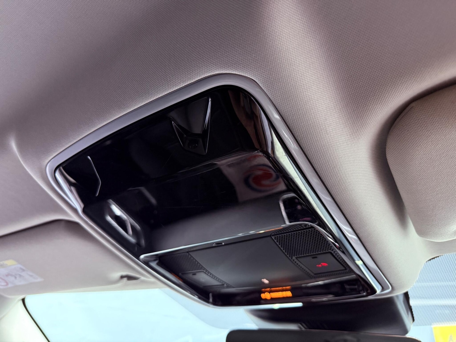 Used Land Rover Range Rover Velar 2018 for sale - 78072110: Photo 15