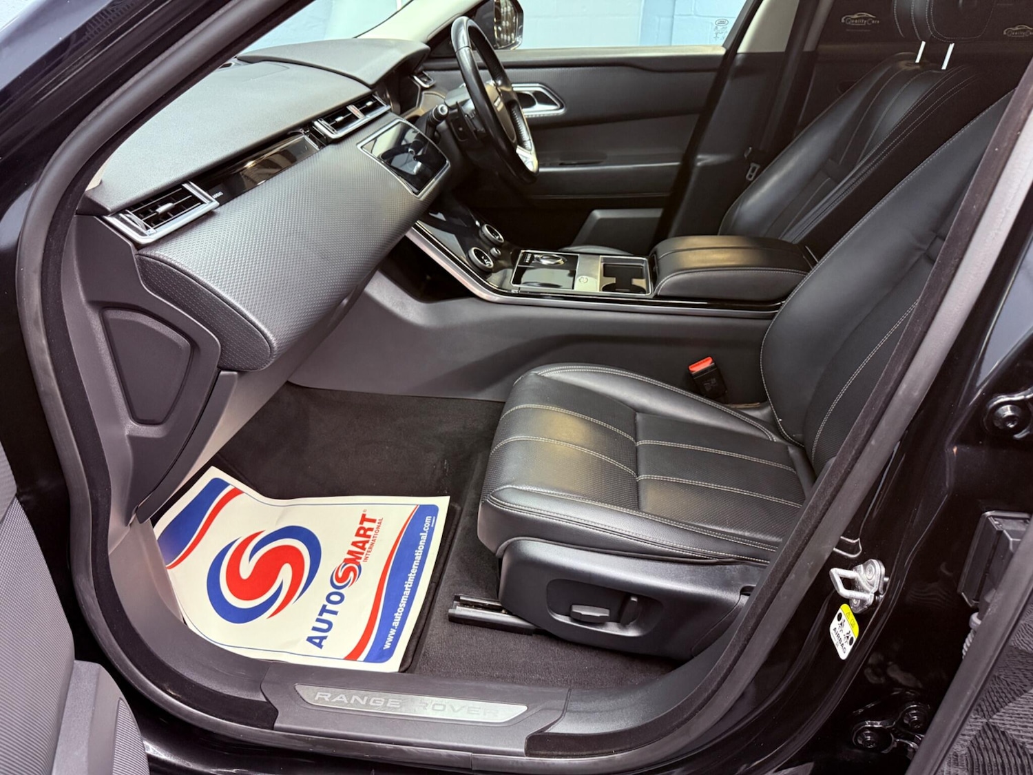 Used Land Rover Range Rover Velar 2018 for sale - 78072110: Photo 35