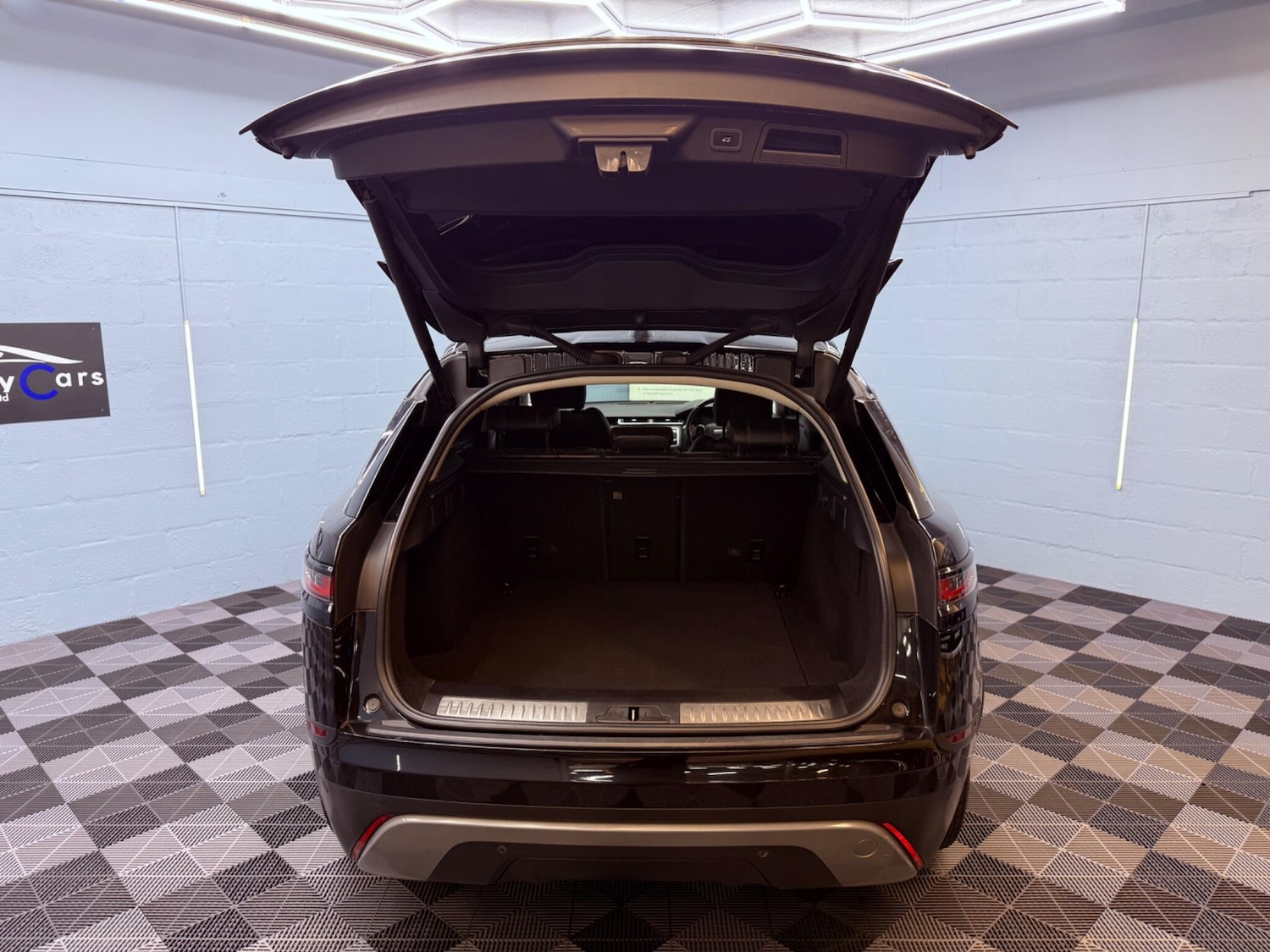 Used Land Rover Range Rover Velar 2018 for sale - 78072110: Photo 44