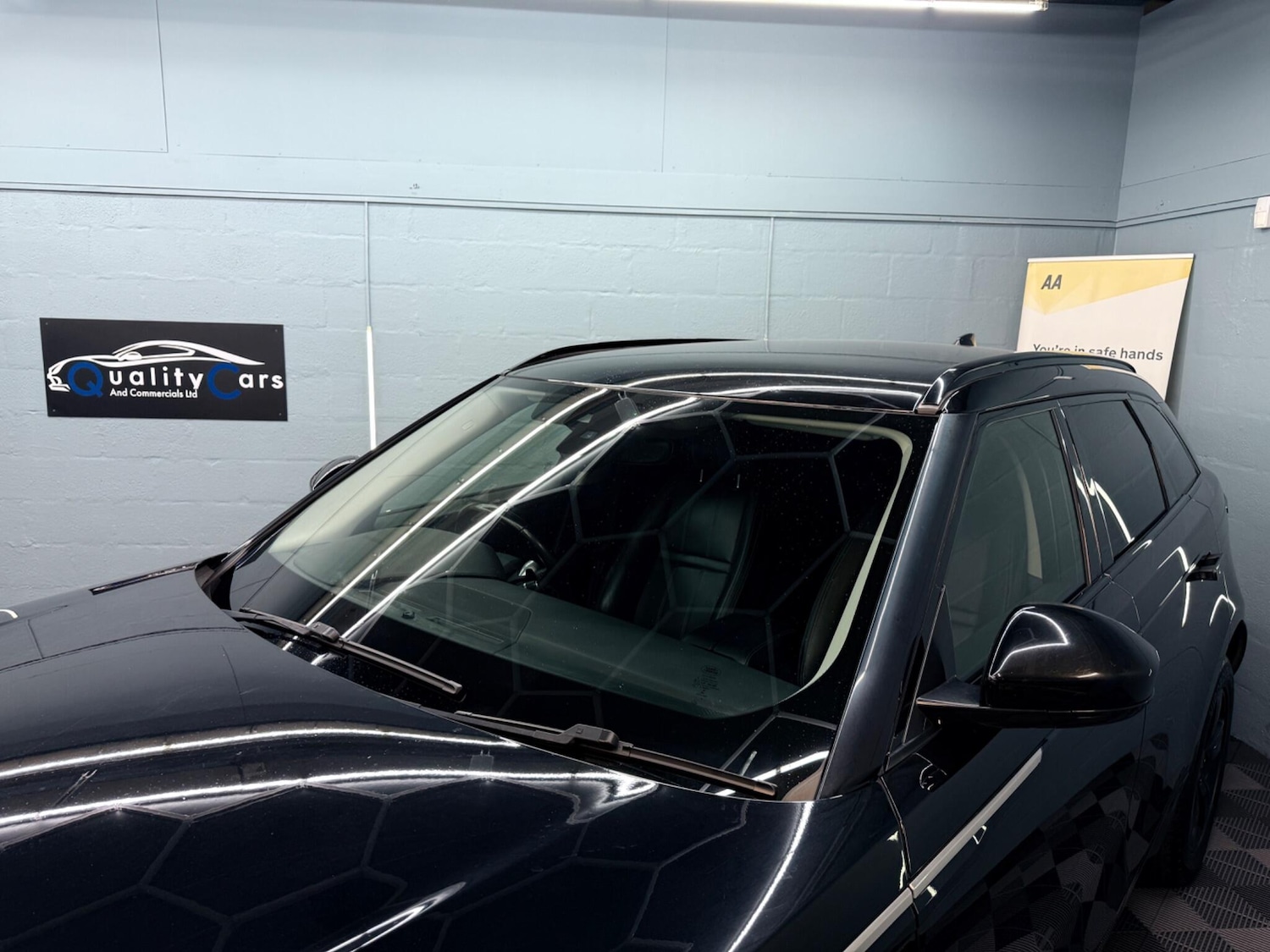 Used Land Rover Range Rover Velar 2018 for sale - 78072110: Photo 5