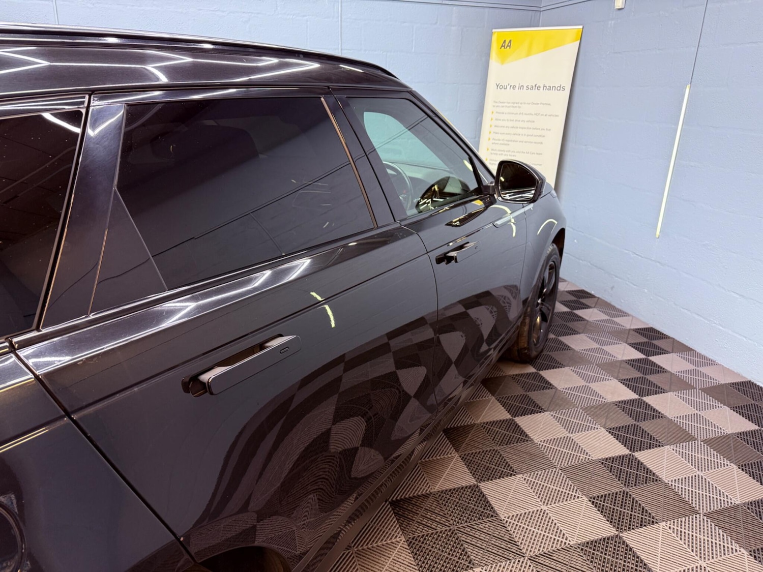 Used Land Rover Range Rover Velar 2018 for sale - 78072110: Photo 55