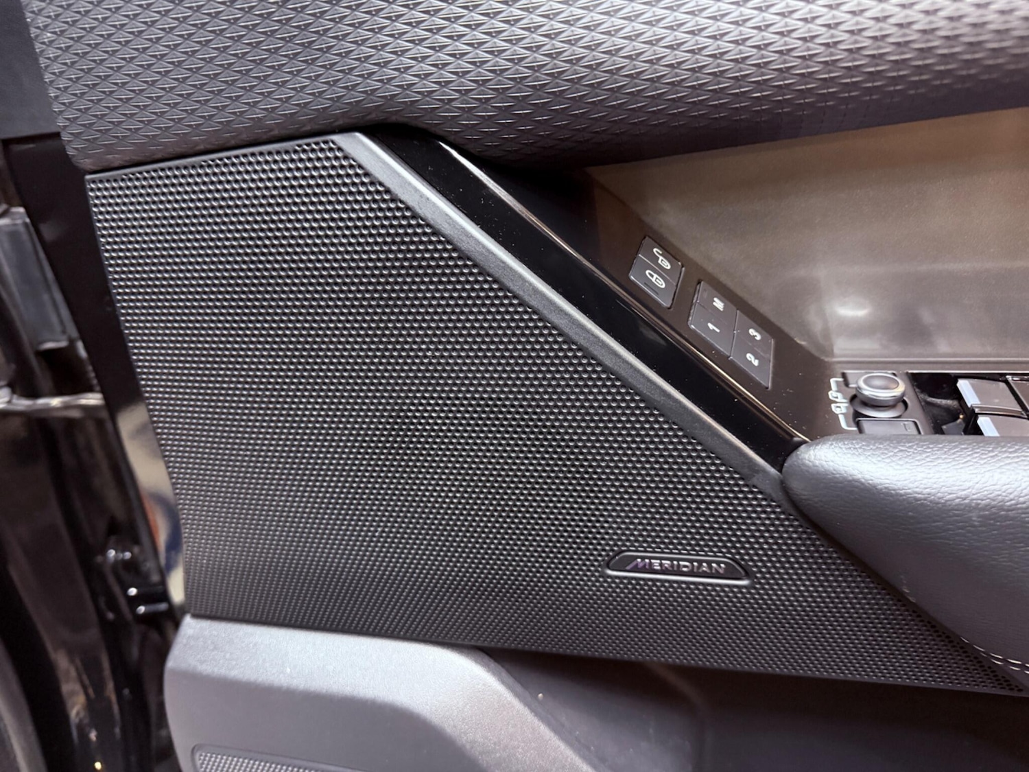 Used Land Rover Range Rover Velar 2018 for sale - 78072110: Photo 58