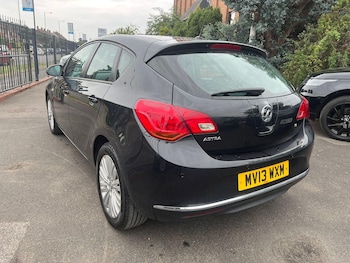 Used Vauxhall Astra 2013 for sale - 75492953: Photo