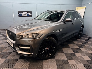 Used Jaguar F-Pace 2018 for sale - 78215035: Photo