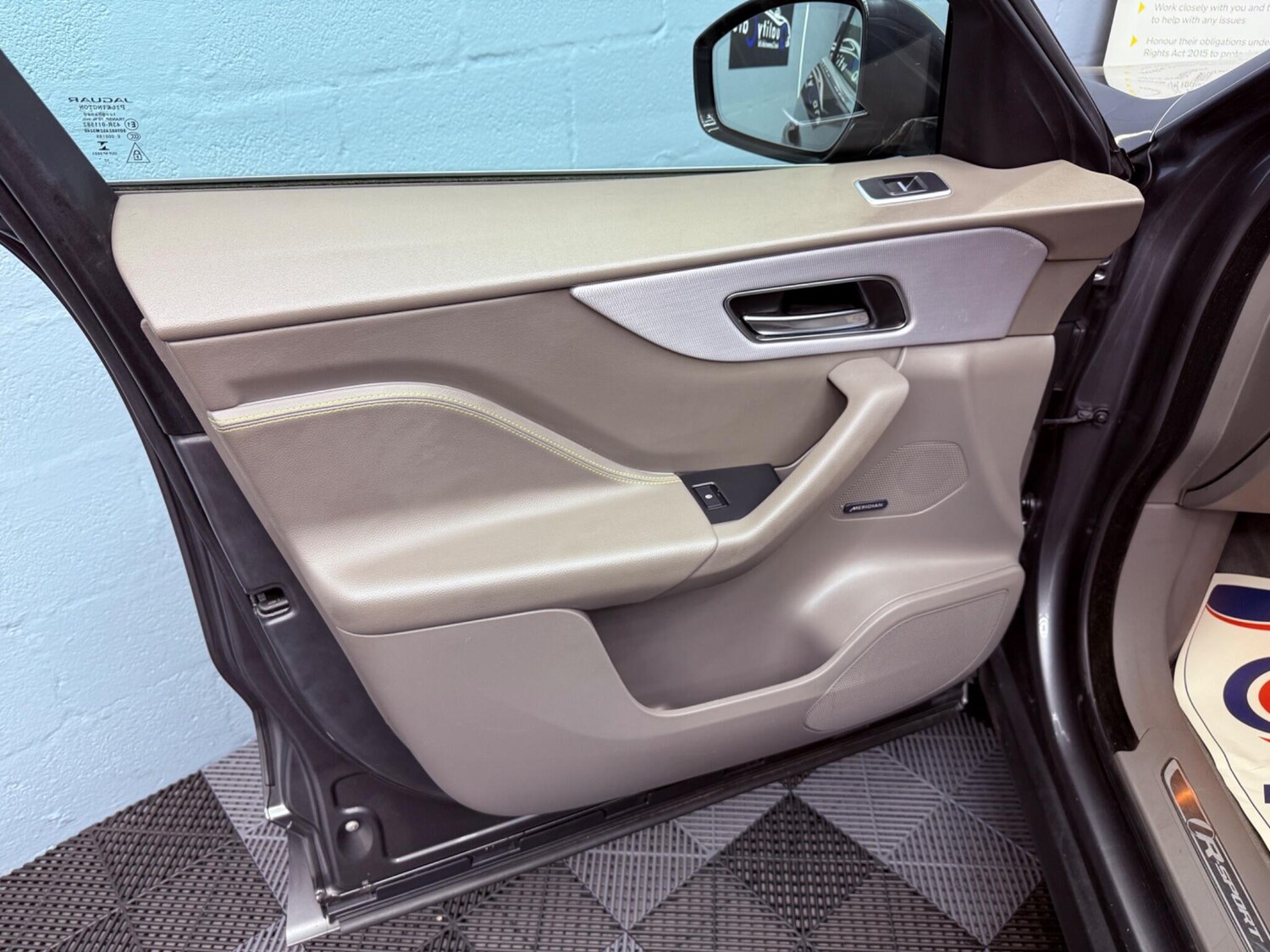 Used Jaguar F-Pace for sale - 78215035: Photo 35