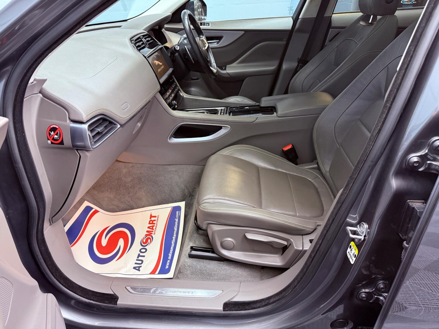 Used Jaguar F-Pace for sale - 78215035: Photo 39