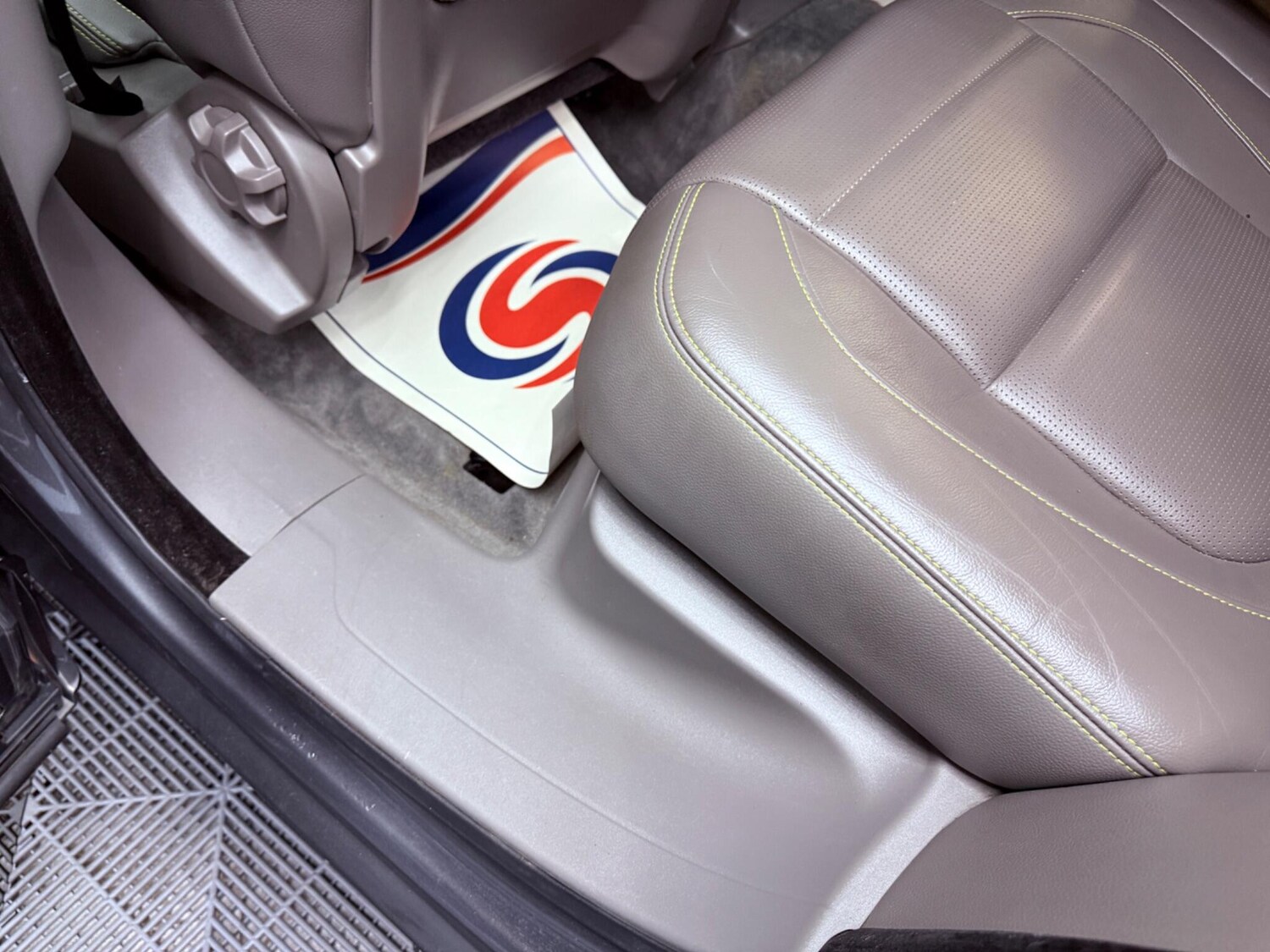 Used Jaguar F-Pace for sale - 78215035: Photo 42