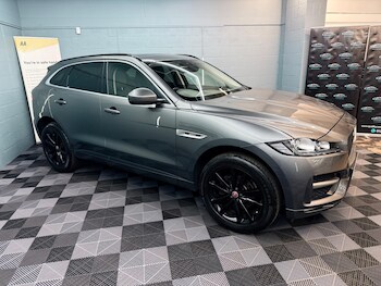 Used Jaguar F-Pace 2018 for sale - 78215035: Photo