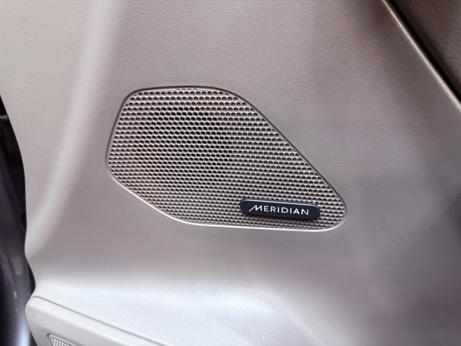 Used Jaguar F-Pace for sale - 78215035: Photo 63