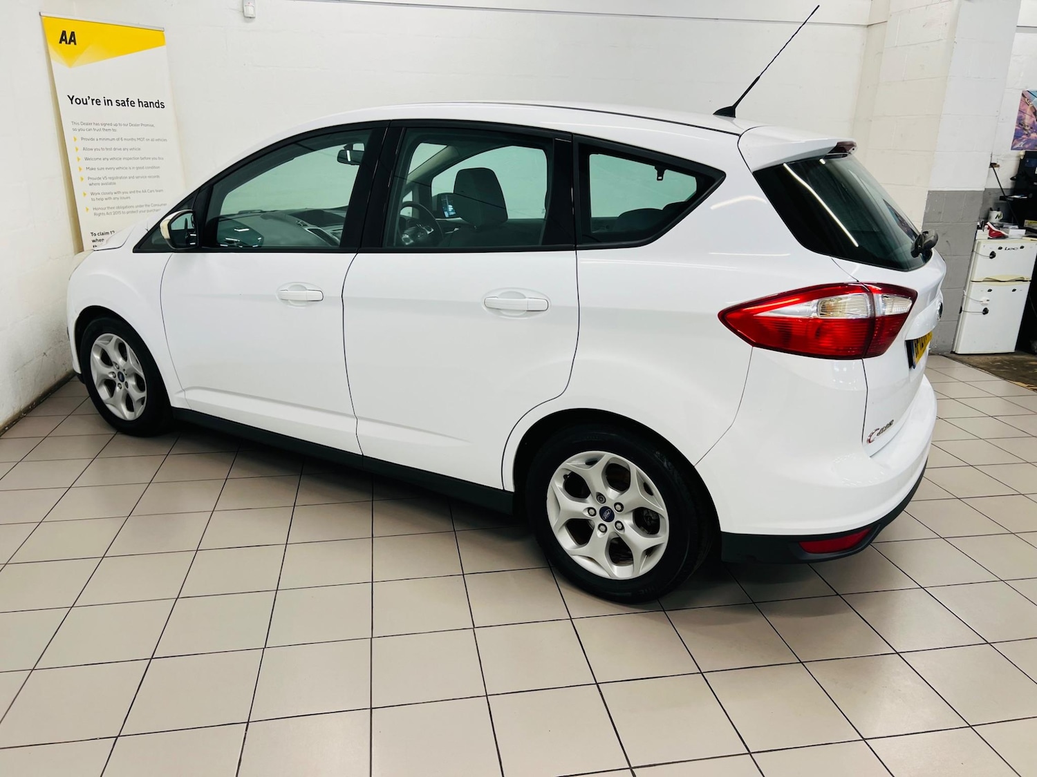 Used Ford C-Max 2012 for sale - 76083739: Photo 4