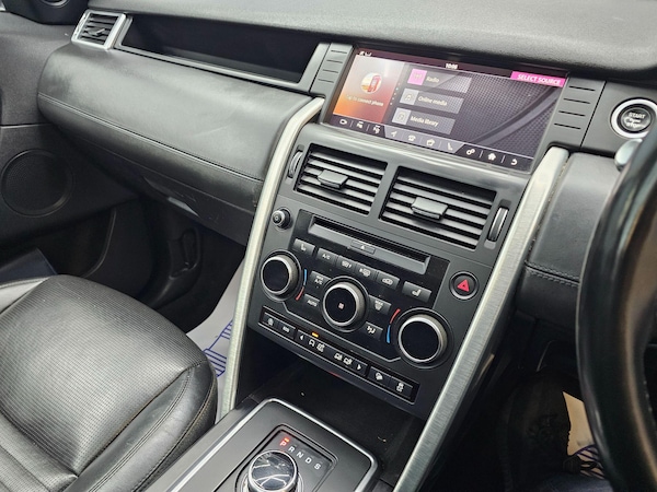 Used Land Rover Discovery Sport 2017 for sale - 76153051: Photo 15
