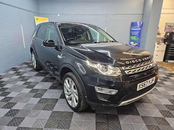 Used Land Rover Discovery Sport 2017 for sale - 76153051: Photo 2