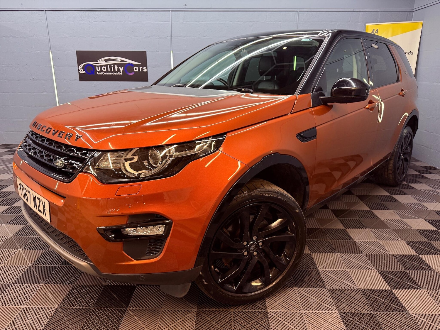 Used Land Rover Discovery Sport 2017 for sale - 76597431: Photo 1
