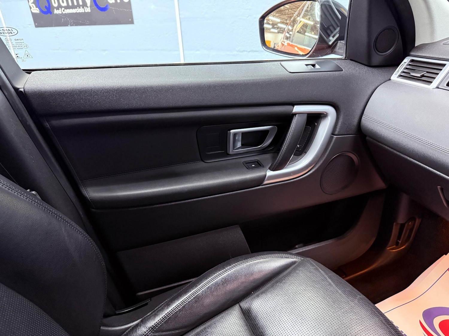 Used Land Rover Discovery Sport 2017 for sale - 76597431: Photo 13