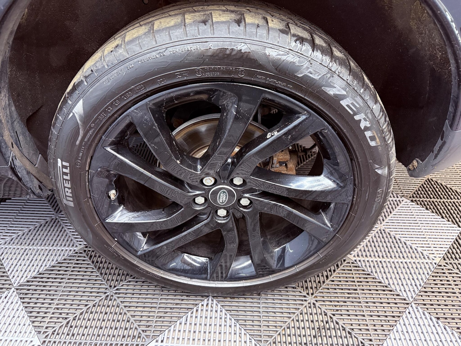 Used Land Rover Discovery Sport 2017 for sale - 76597431: Photo 36