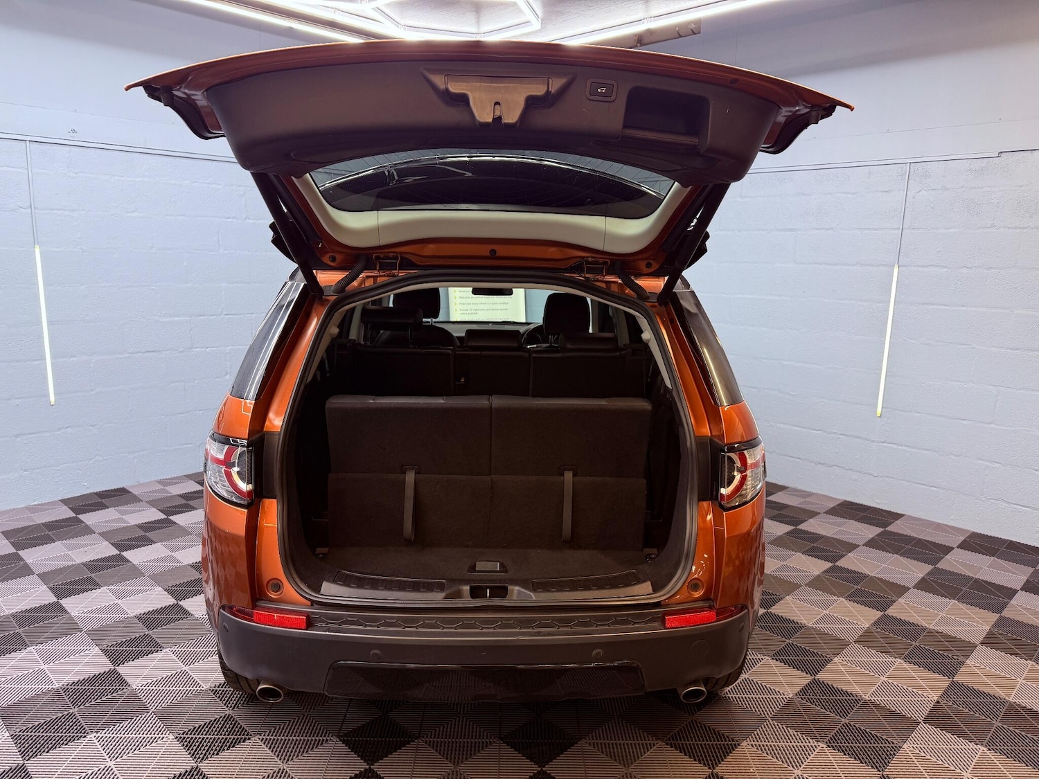 Used Land Rover Discovery Sport 2017 for sale - 76597431: Photo 38