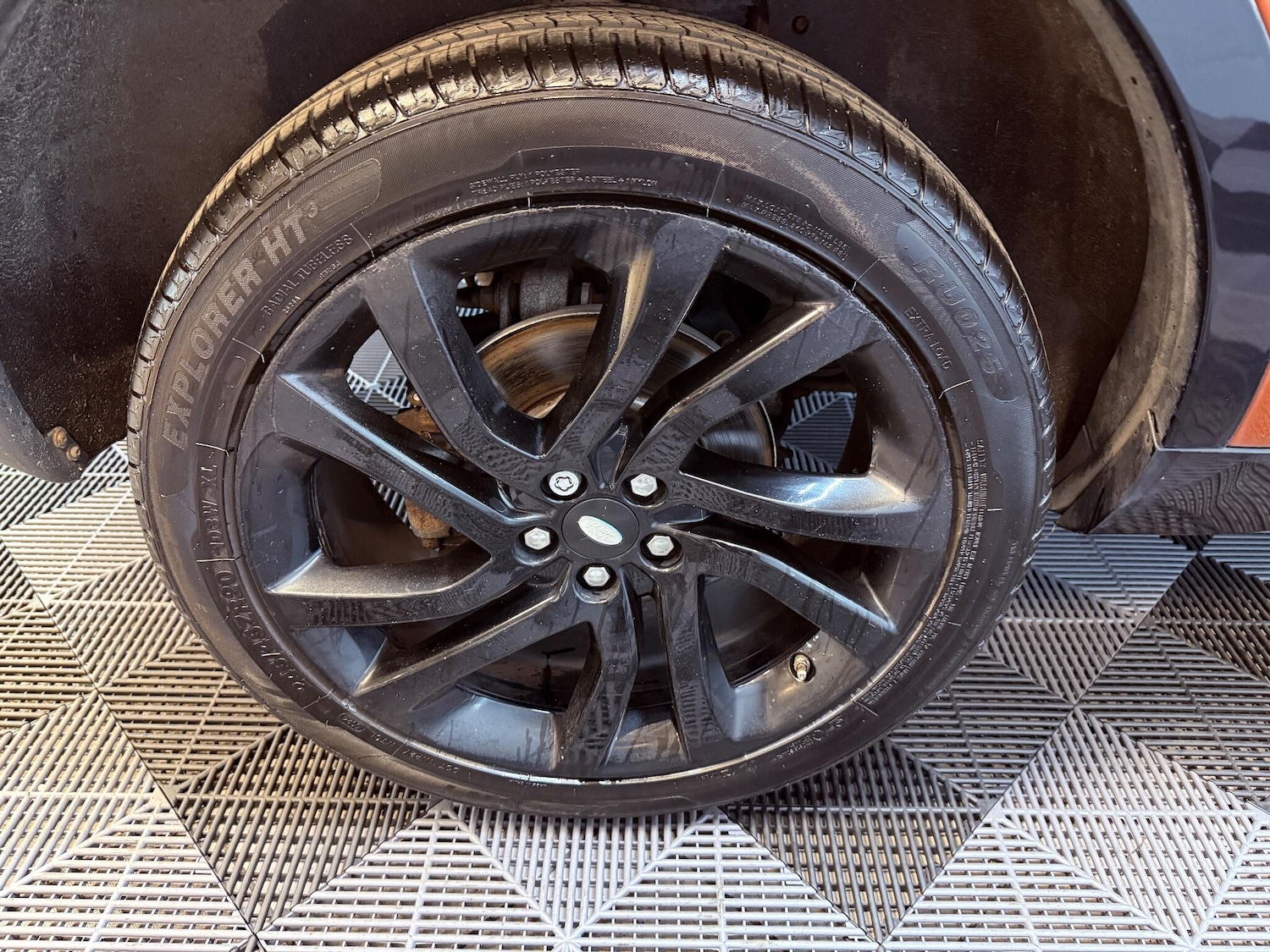 Used Land Rover Discovery Sport 2017 for sale - 76597431: Photo 41