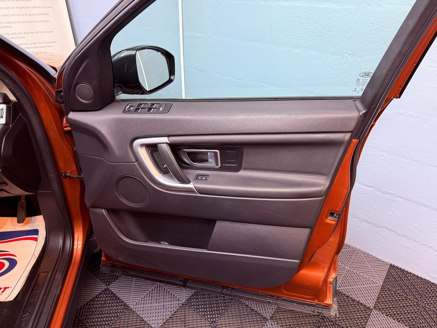 Used Land Rover Discovery Sport 2017 for sale - 76597431: Photo 51