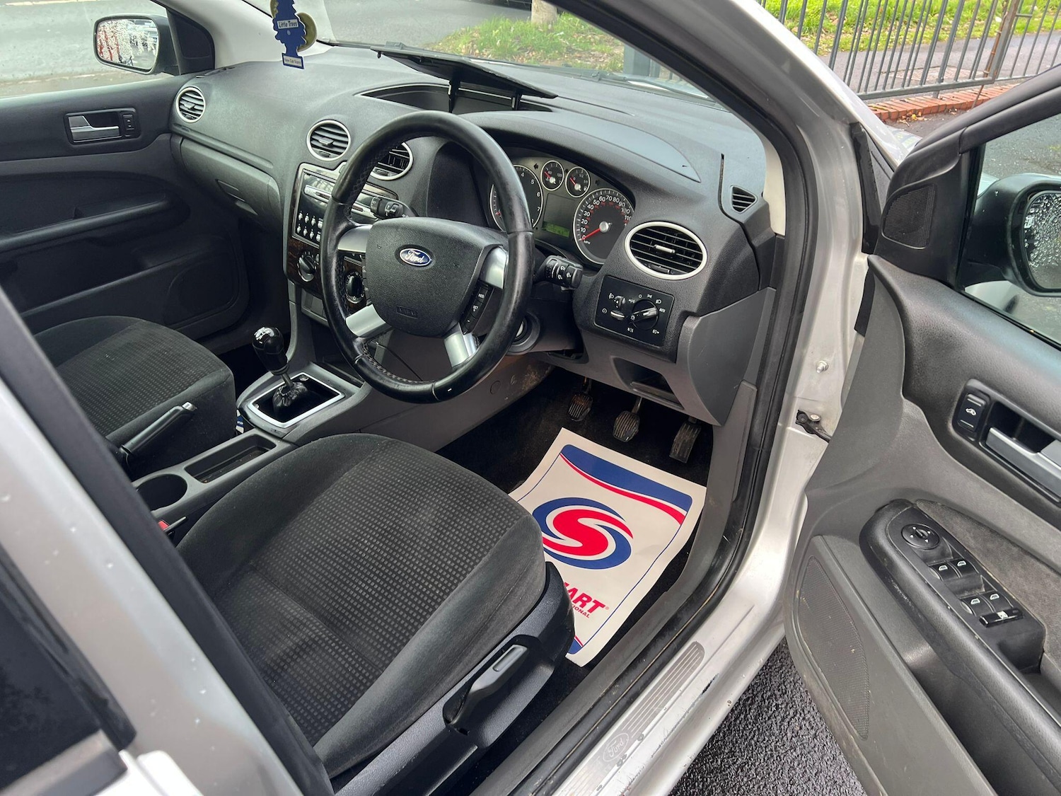 Used Ford Focus 2007 for sale - 76742765: Photo 9