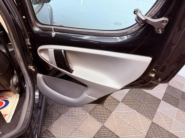 Used Citroen C1 2010 for sale - 76239522: Photo 24