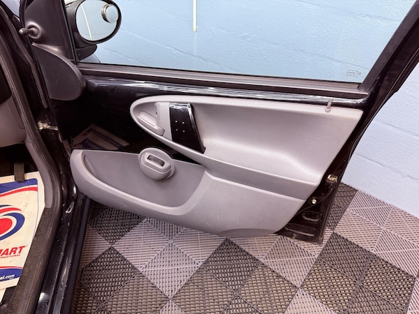 Used Citroen C1 2010 for sale - 76239522: Photo 28