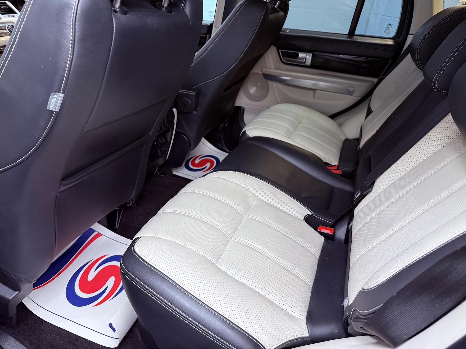 Used Land Rover Range Rover Sport 2011 for sale - 76989862: Photo 31