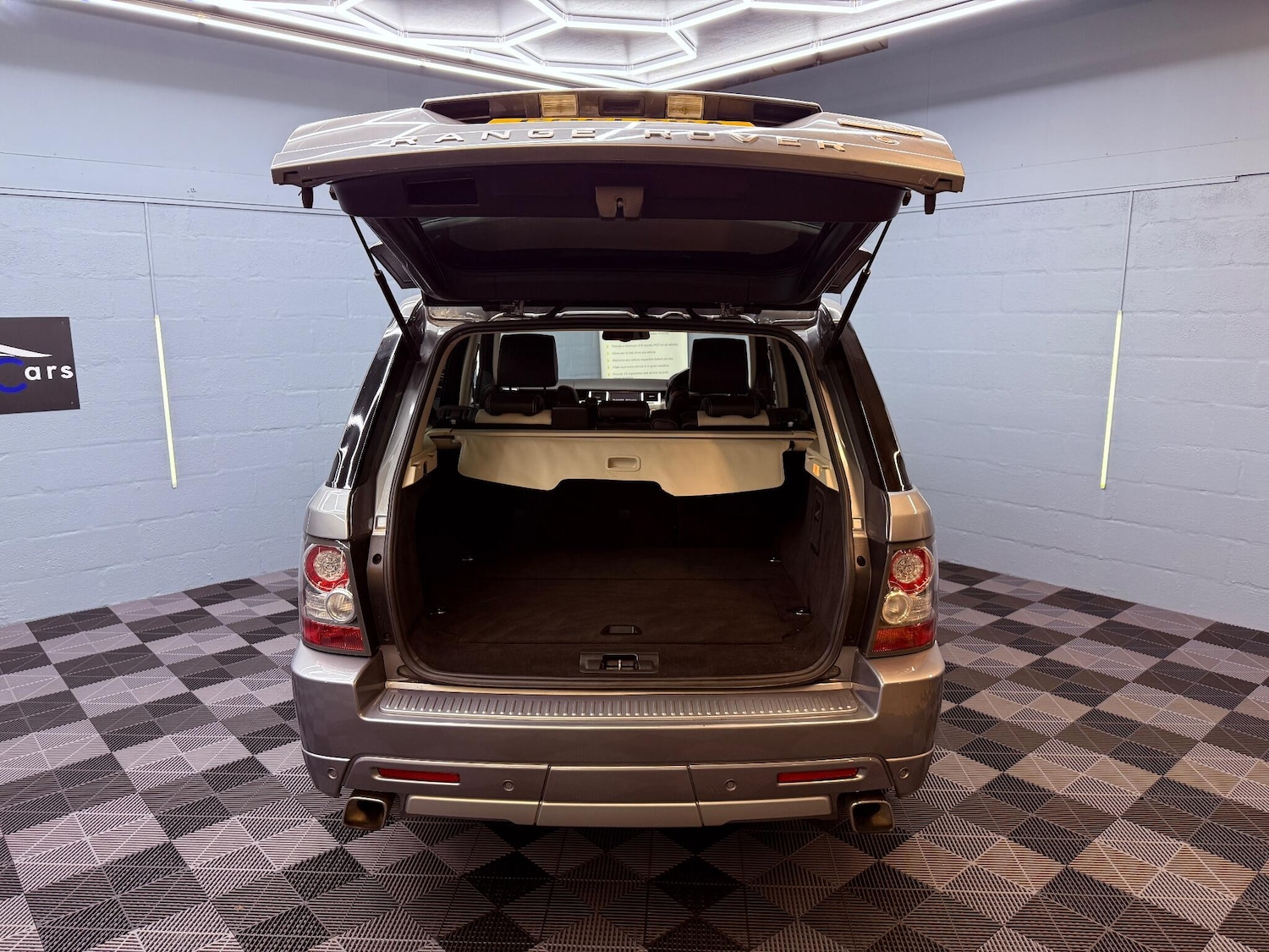 Used Land Rover Range Rover Sport 2011 for sale - 76989862: Photo 34