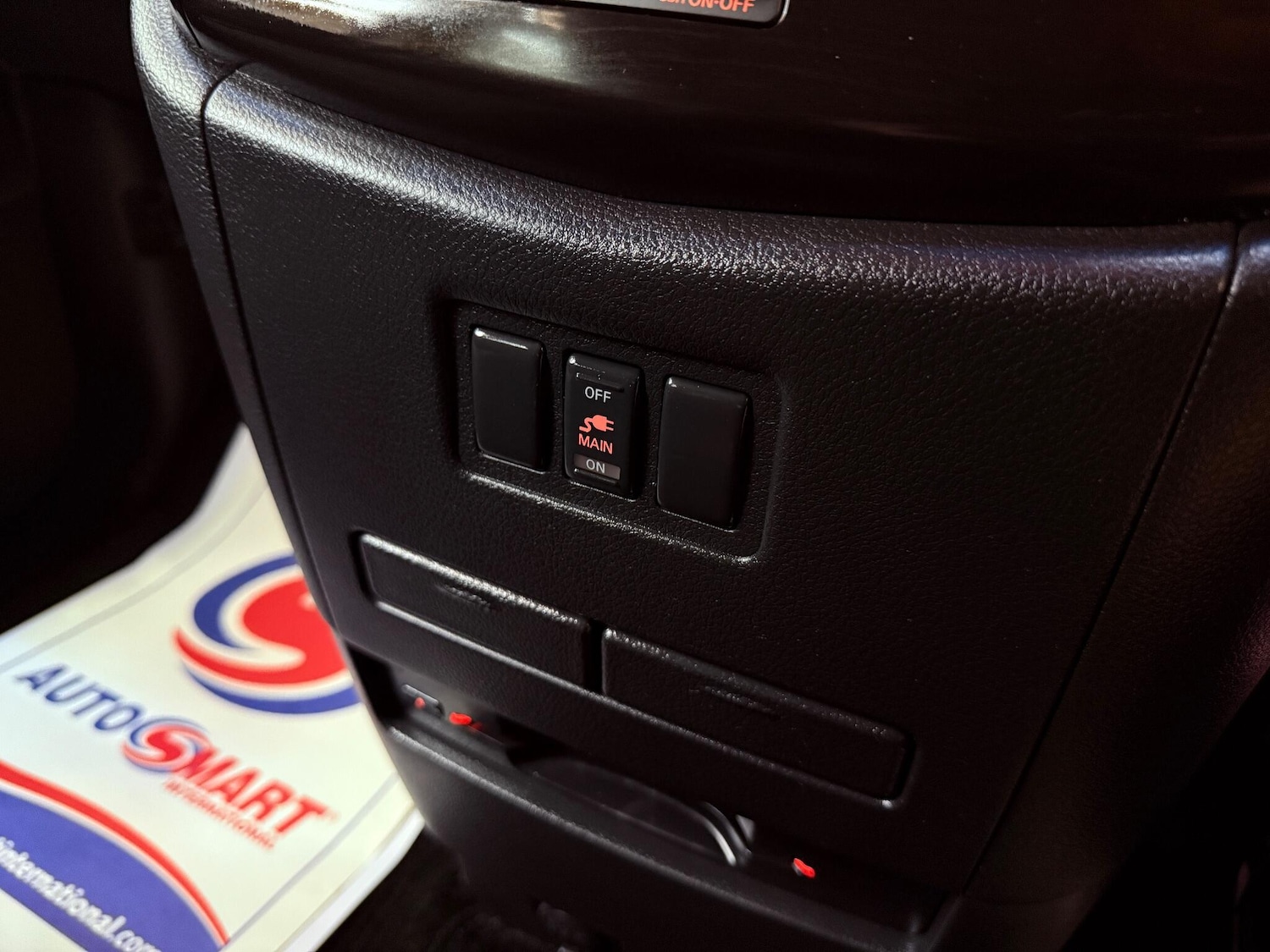 Used Nissan Elgrand 2023 for sale - 76991545: Photo 12