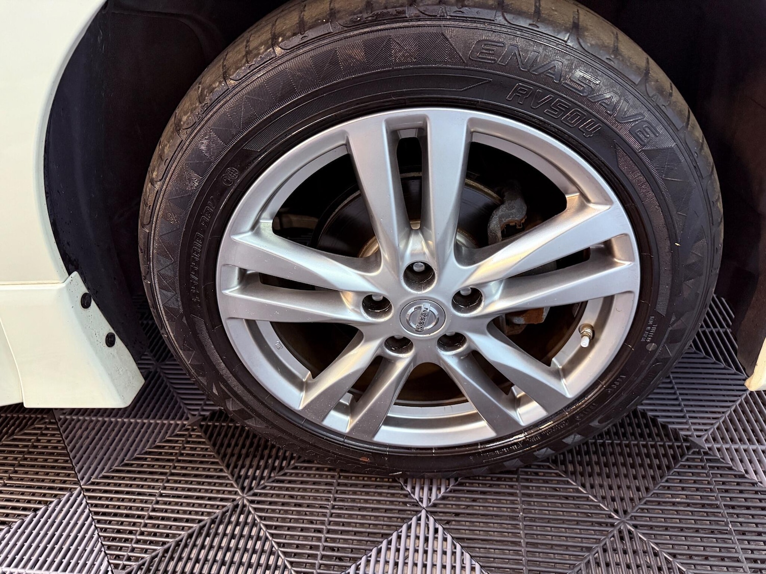 Used Nissan Elgrand 2023 for sale - 76991545: Photo 43