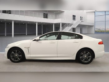 Used Jaguar XF 2015 for sale - 76425574: Photo